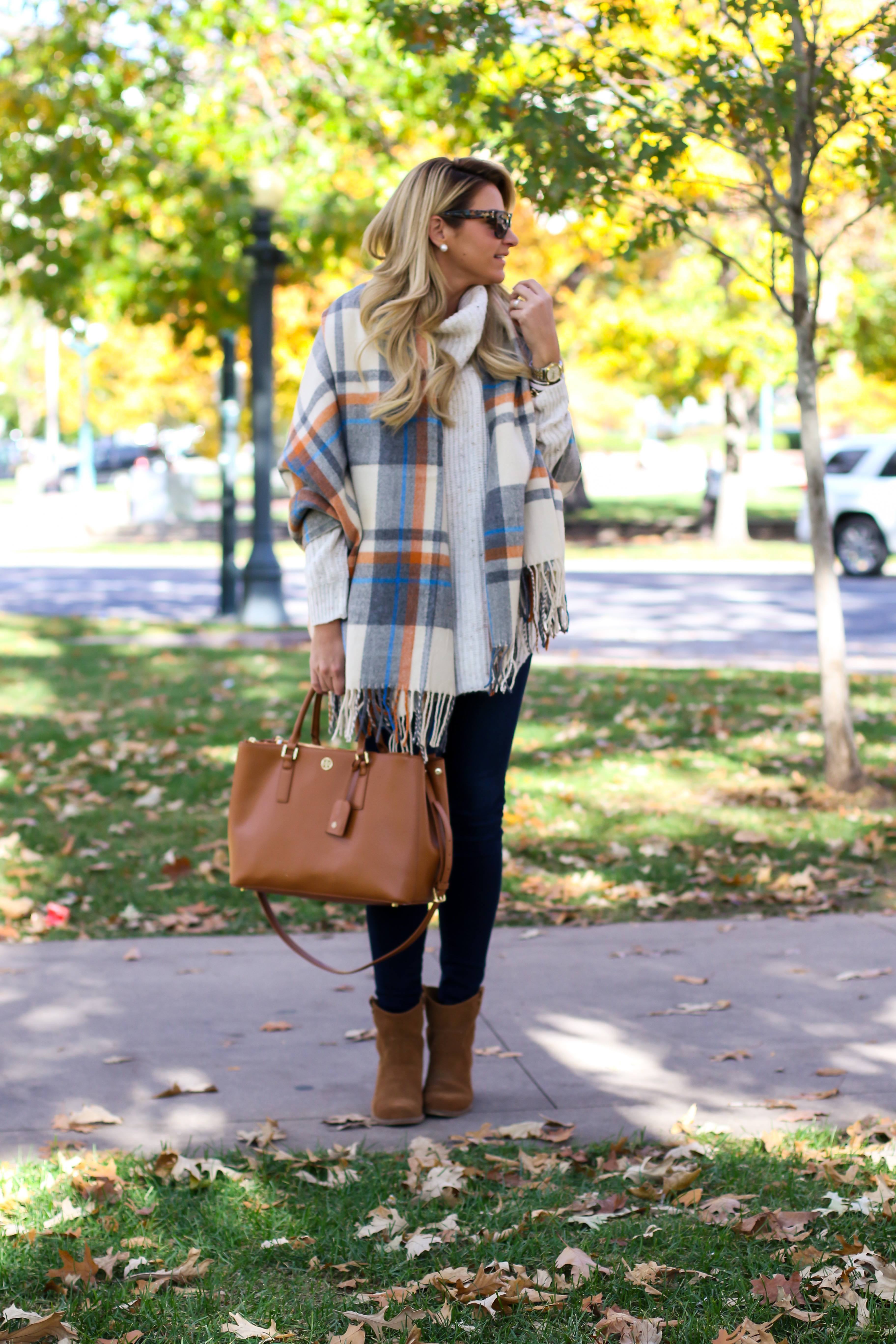 Outfit, Fall Swing Sweater - SHOP DANDY